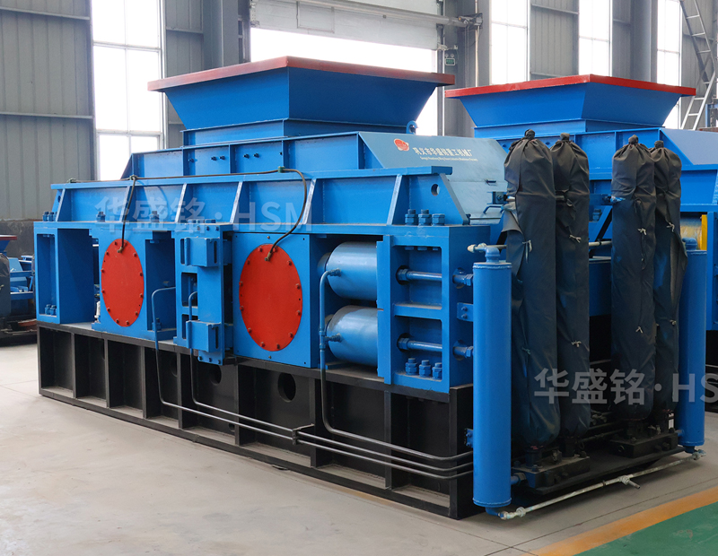 什么設備可破碎可制砂？新型對輥制砂機多少錢一臺？