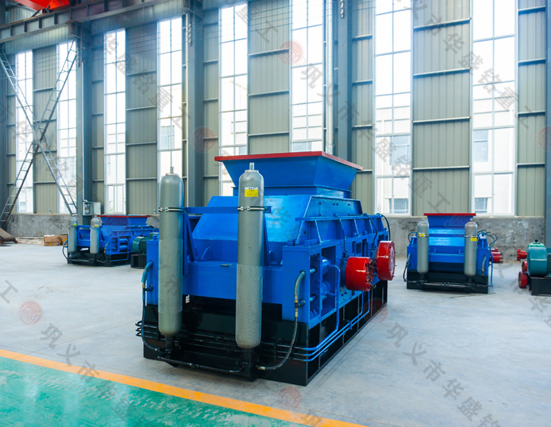 為什么選擇河卵石液壓對(duì)輥制砂機(jī)進(jìn)行砂石生產(chǎn)呢？