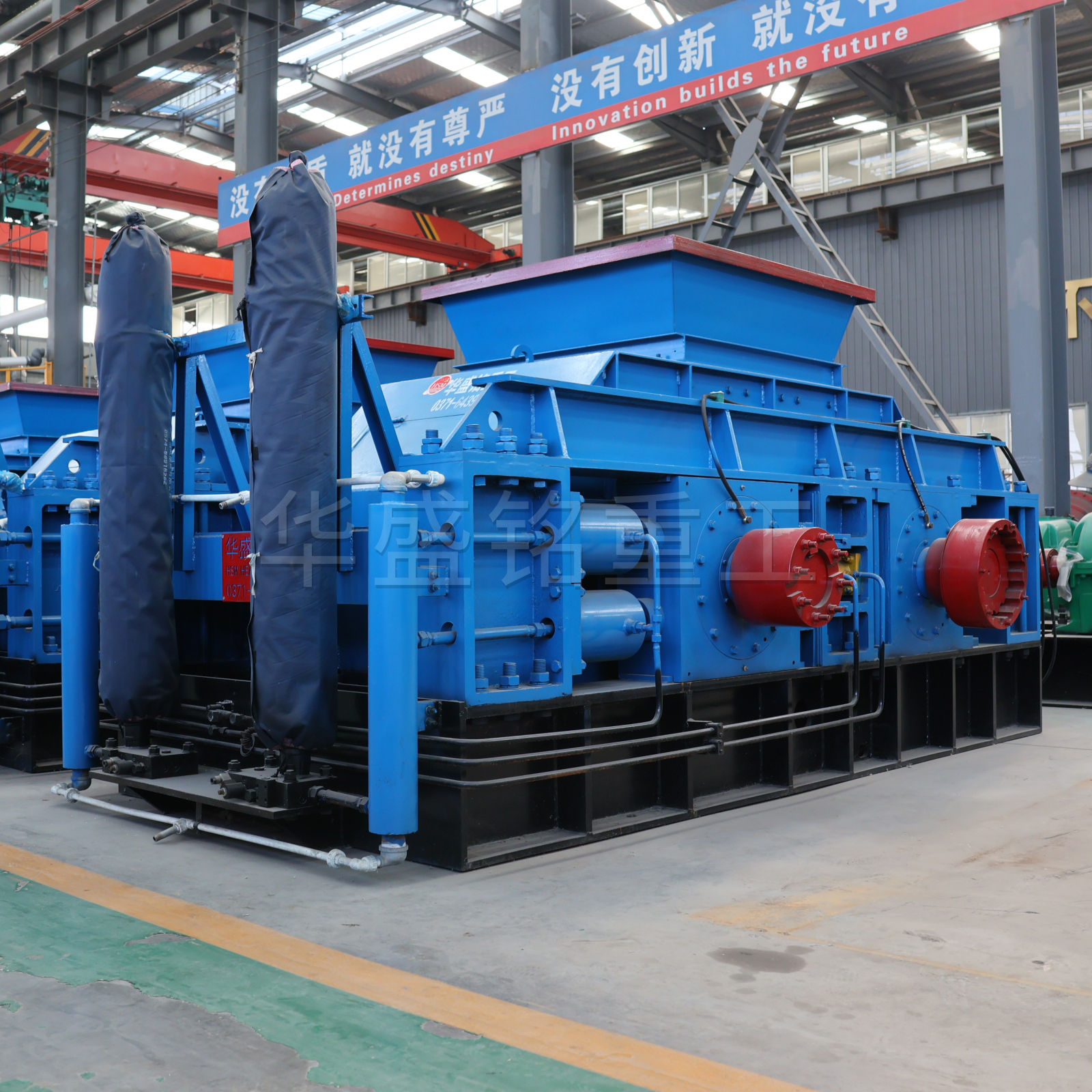 河卵石制砂可以嗎？砂質(zhì)怎么樣？河卵石制砂選哪種機(jī)器？